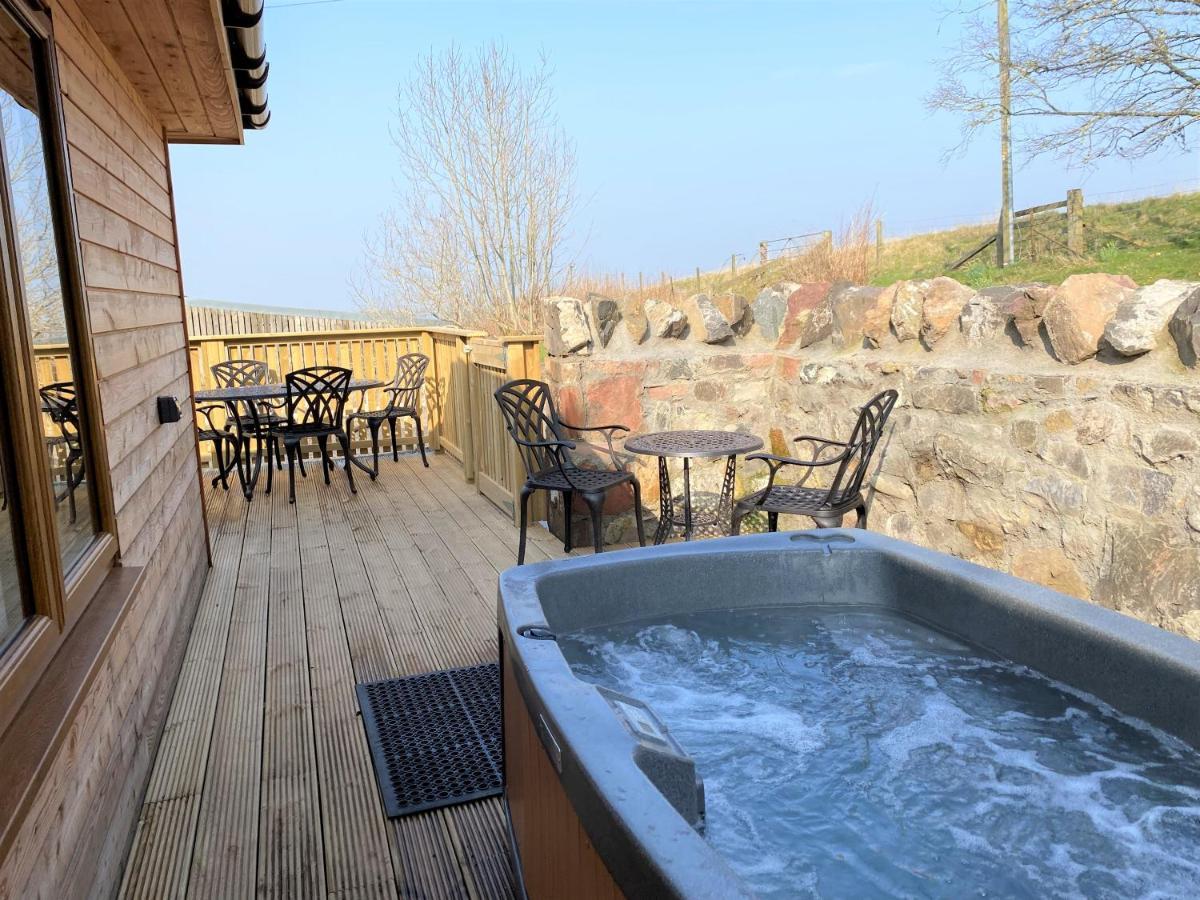 Partridge Lodge With Hot Tub Forgandenny Εξωτερικό φωτογραφία